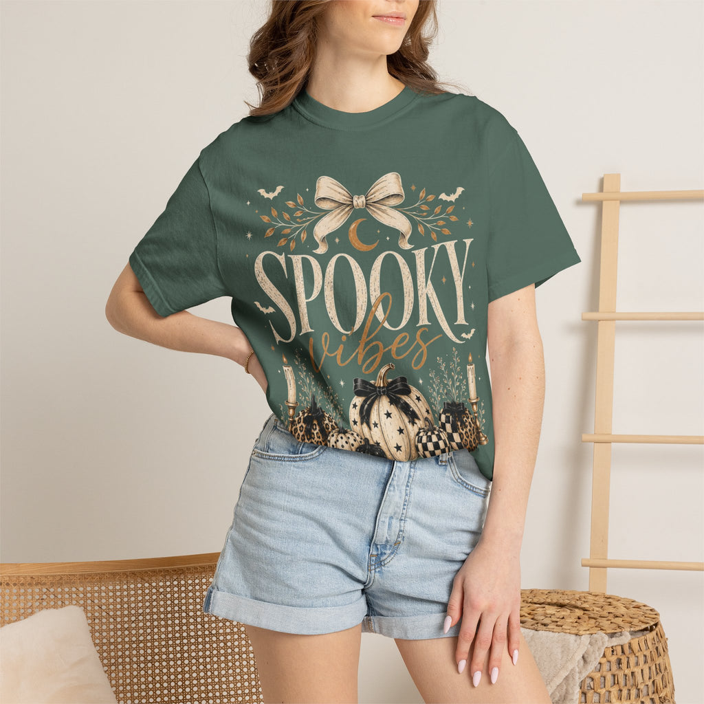 Women Comfort Colors Spooky Vibes Halloween T-Shirt