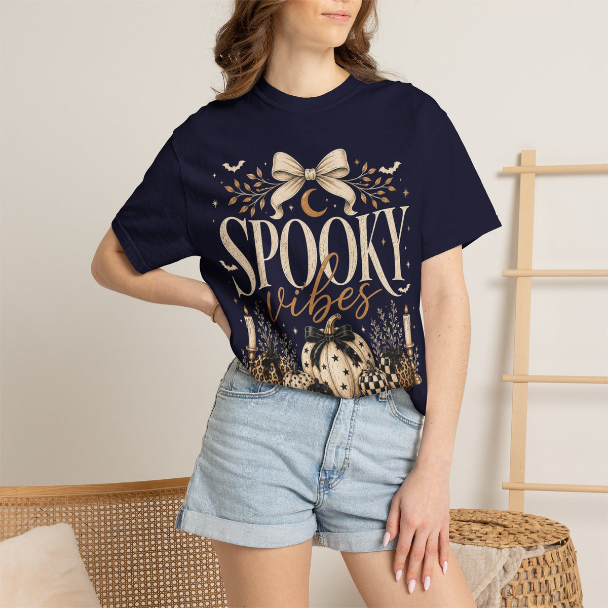 Women Comfort Colors Spooky Vibes Halloween T-Shirt