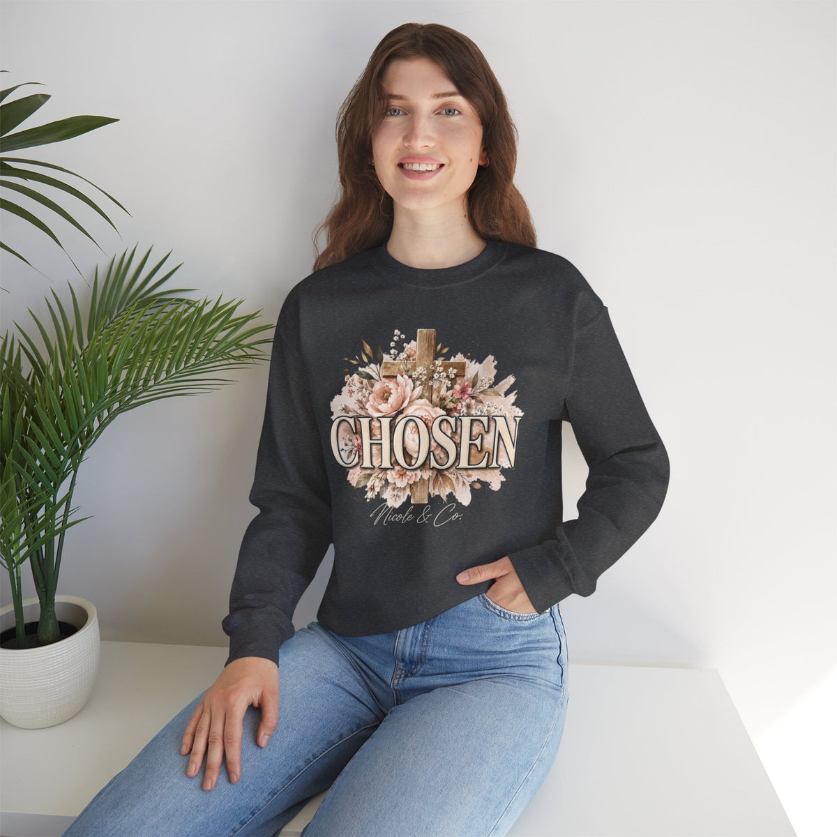 Women Chosen Floral Cross Crewneck Sweatshirt