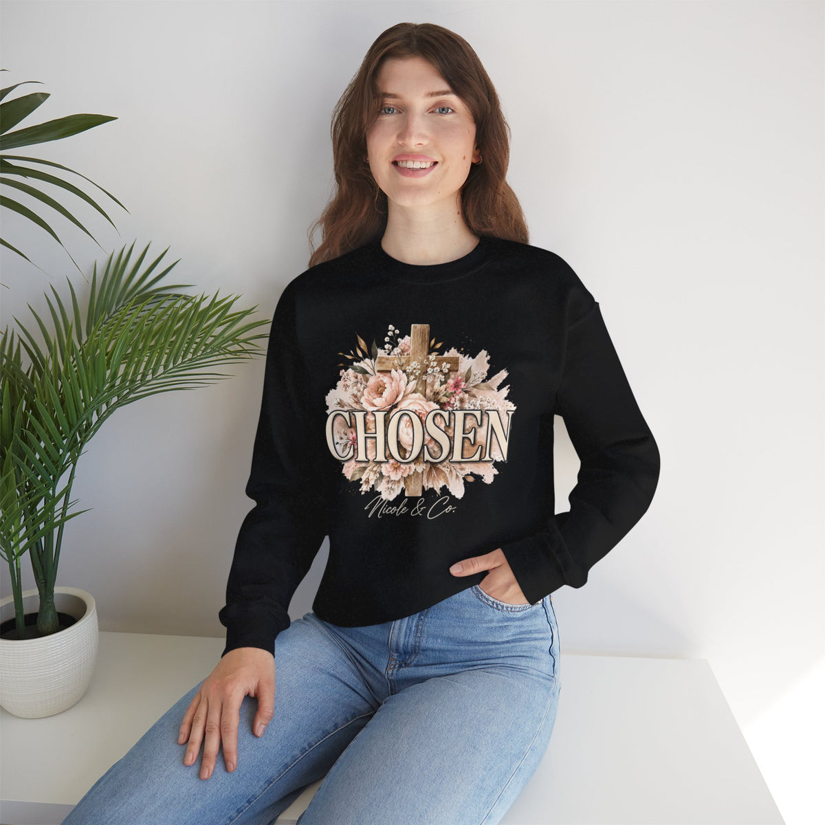 Women Chosen Floral Cross Crewneck Sweatshirt