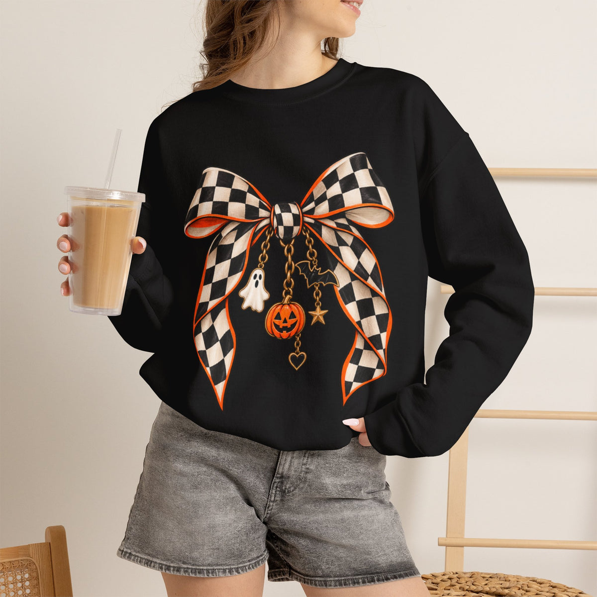 Women Halloween Checkered Bow Sweatshirt — Pumpkin & Ghost Charm Crewneck